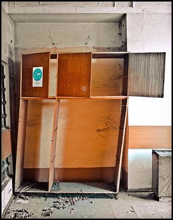Anti_Ikea_Daaram_Jollant