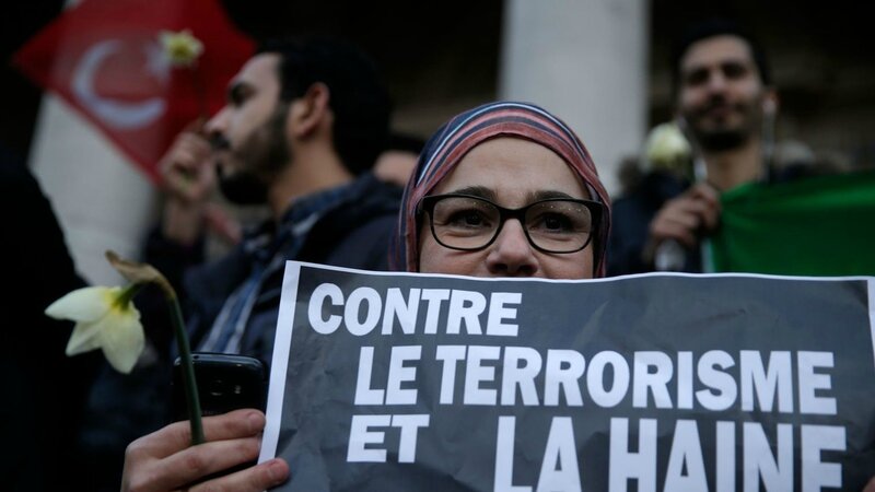 manifestation-contre-le-terrorisme-place-de-la-bourse-le-23-mars-2016-a-bruxelles_5570193