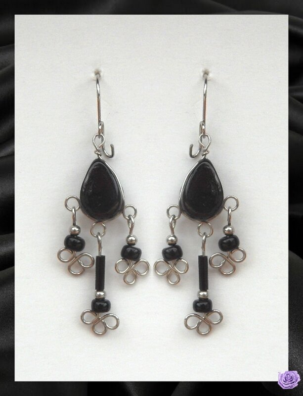 Boucles D'Oreilles Milly Verre Murano Et Rocailles Noir Métal Argenté Artisanat du Pérou