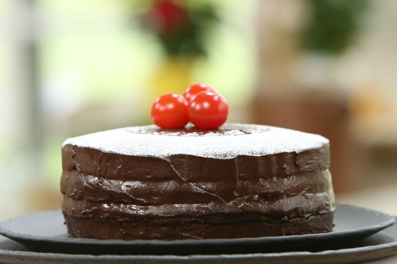 10415070-bloody-cake-recette-du-gateau-au-chocolat-et-tomates-du-meilleur-patissier-2016