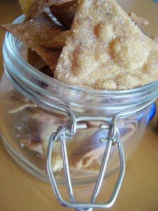 MISS TINY EST UNE DESPERATE HOUSEWIFE...TORTILLA CHIPS MAISON recettes entrees MISS TINY EST UNE DESPERATE HOUSEWIFE...TORTILLA CHIPS MAISON