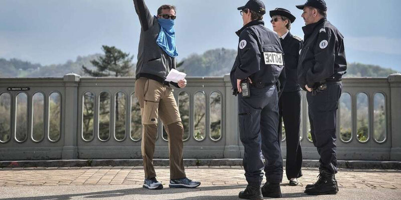 2020 03 30 le corona s'attaque aux libertés