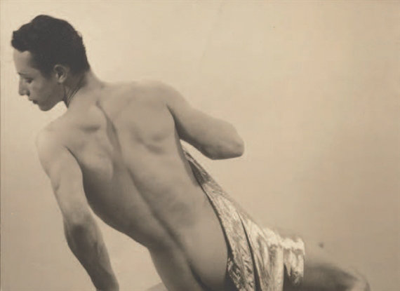 22:BLaure Albin-Guillot Etude de nu pour “La Cantate du Narcisse” circa 1933