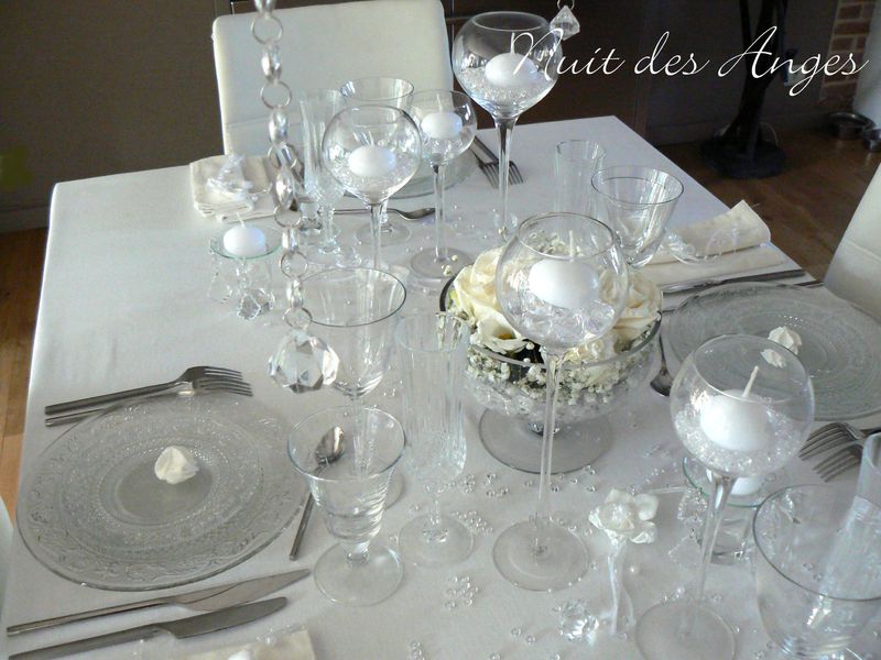 Nuit des anges décoratrice de mariage décoration de table blanc pur 002