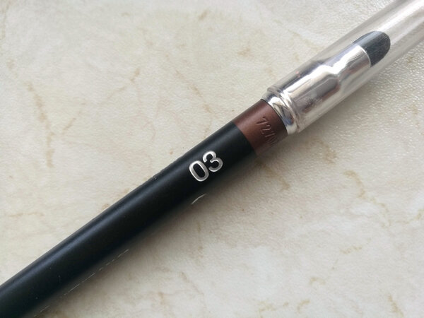 Kiko Intense colour long lasting eyeliner la princesse affreuse (3)