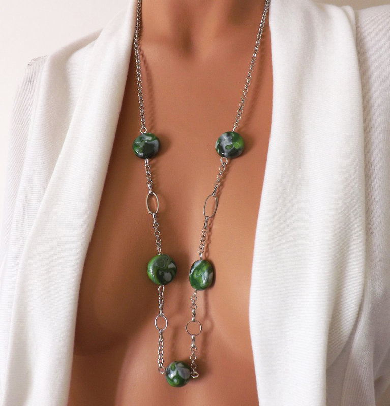 collier_long_sautoir_vert_mode_femme_chaine_argent_polymere-bijoux