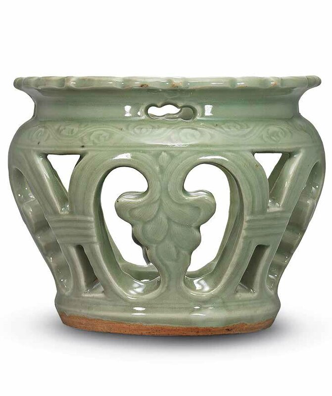 A Longquan celadon reticulated stand, Ming dynasty, 15th century