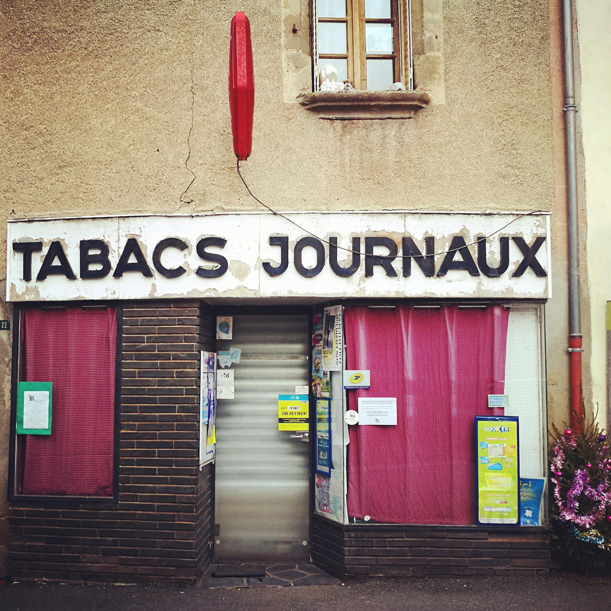 Hérisson, tabacs journaux, insta (03)