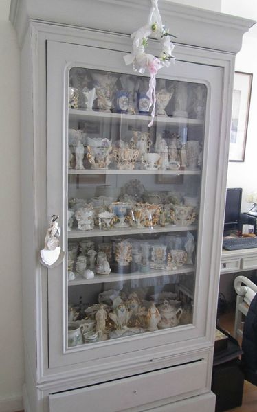 armoire vases
