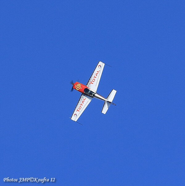 Photos JMP©Koufra 12 - La Cavalerie - Aérodrome - avion - Voltige - Extra 300 - 03032019 - 0184