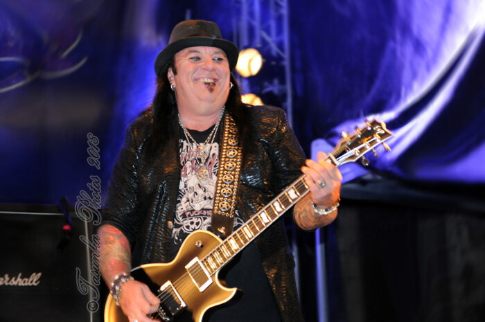 PrettyMaids_Tasunkaphotos2012_ 06