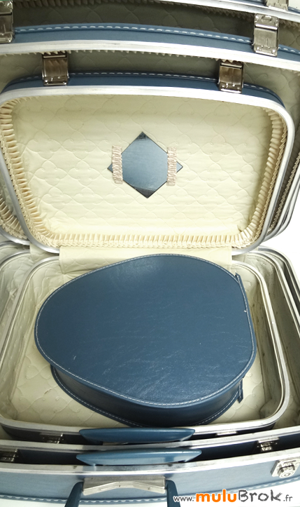 BAGAGES-Hôtesse-de-l'air-5-muluBrok-Vintage