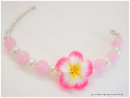 bracelet fleurs de tiaré rose perle rose et blanc nacré
