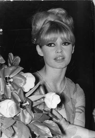 1966-03-paris-soiree1-011-1
