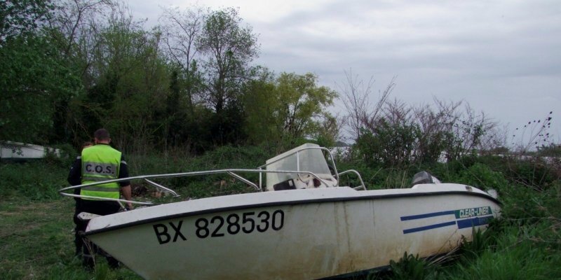 Estuaire de la Gironde Un bateau chavire