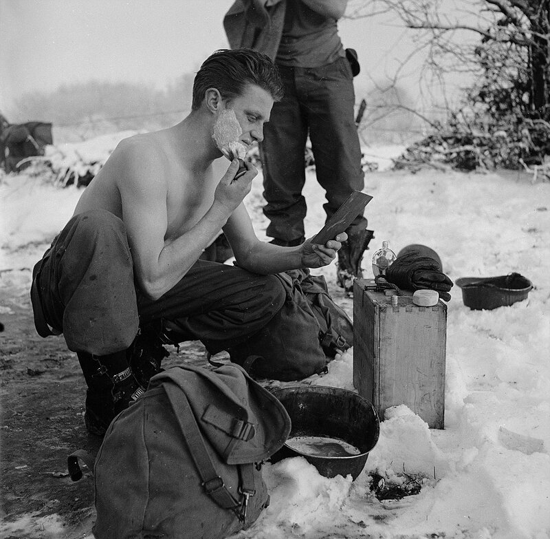 gi's in december 1944