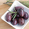 Préparer les <b>olives</b> noires après cueillette