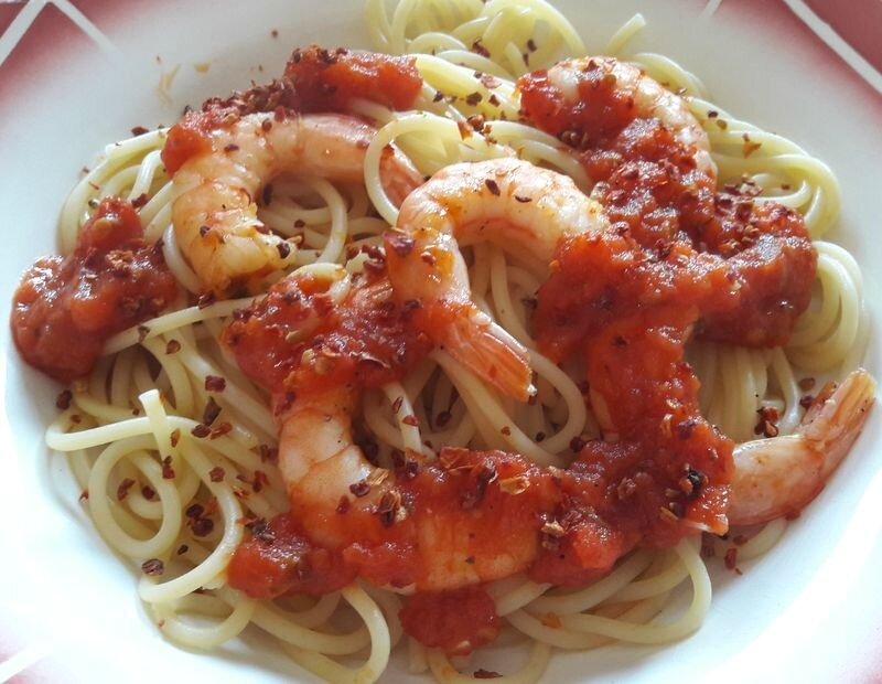 spaghettis crevettes-coulis de tomates (2)