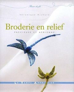 BroderieEnRelief