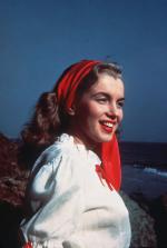 1946-08-CA-Castle_Rock_State_Park-blouse_white-by_william_carroll-010-1