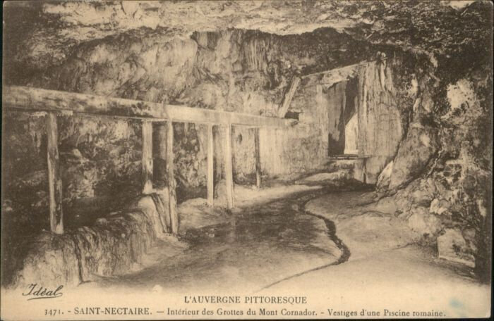 10796973-Saint-Nectaire-Puy-de-Dome-Saint-Nectaire-Hoehle-Grotte