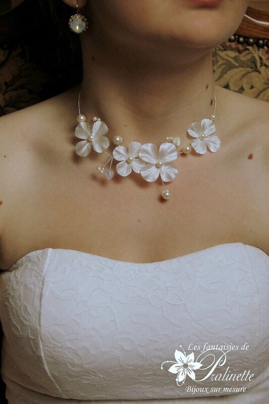 bijoux-mariage-collier-mariee-fleurs-en-soie