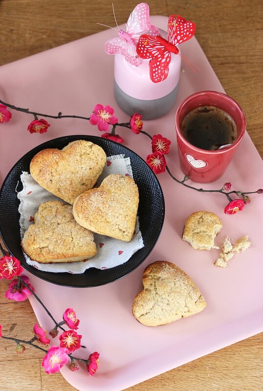 Scones valentin, farine de coco et épeautre