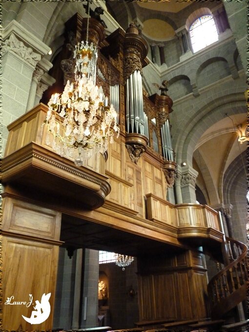 Cathedrale Notre Dame Puy en Velay 25