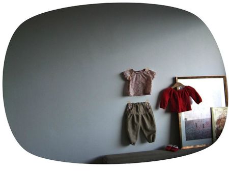 Slide03