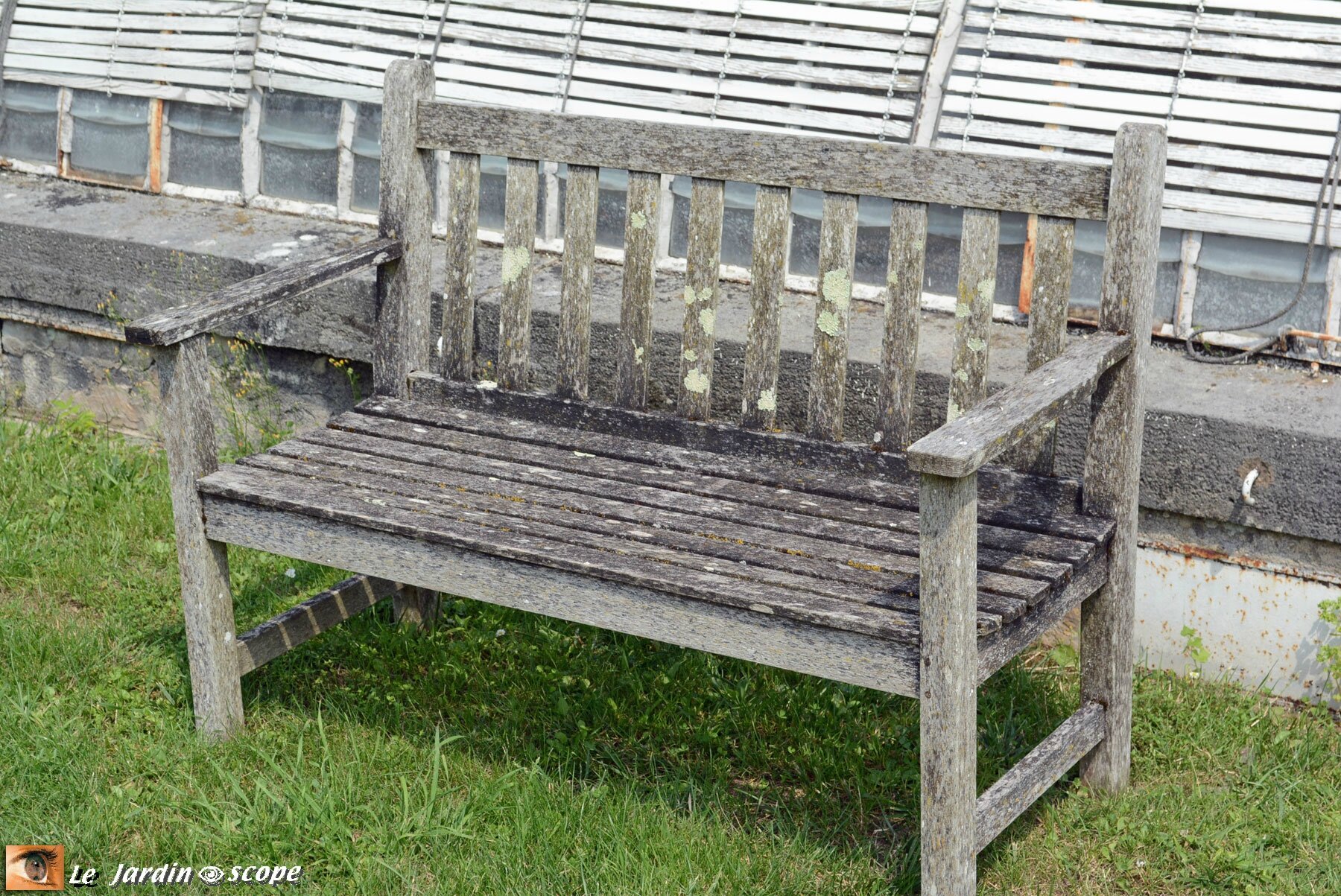 Banc de jardin en bois (Château de la Bourdaisière - 37)