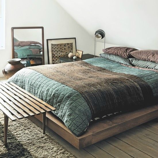 Low-Platform-Wood-Bedroom-Livingetc-Housetohome