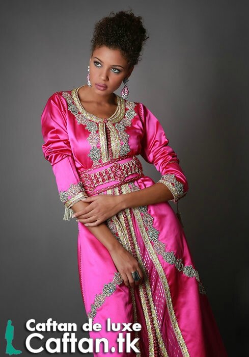 Caftan-haute-couture-rose-perlé