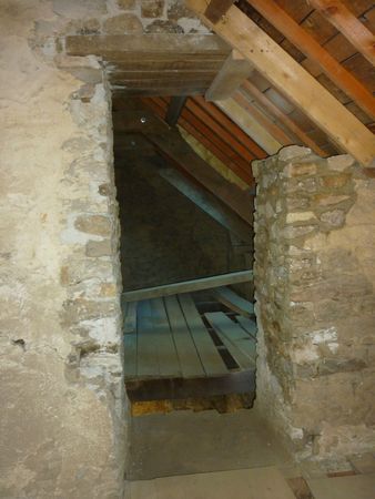 Renover une maison - longère - Passage dans mur porteur
