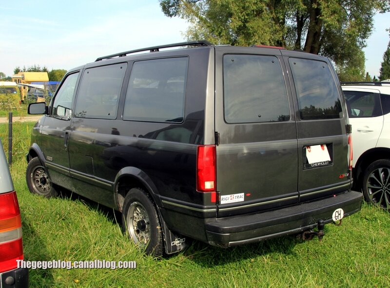 Chevrolet astro LT (32ème Bourse d'échanges de Lipsheim) 02