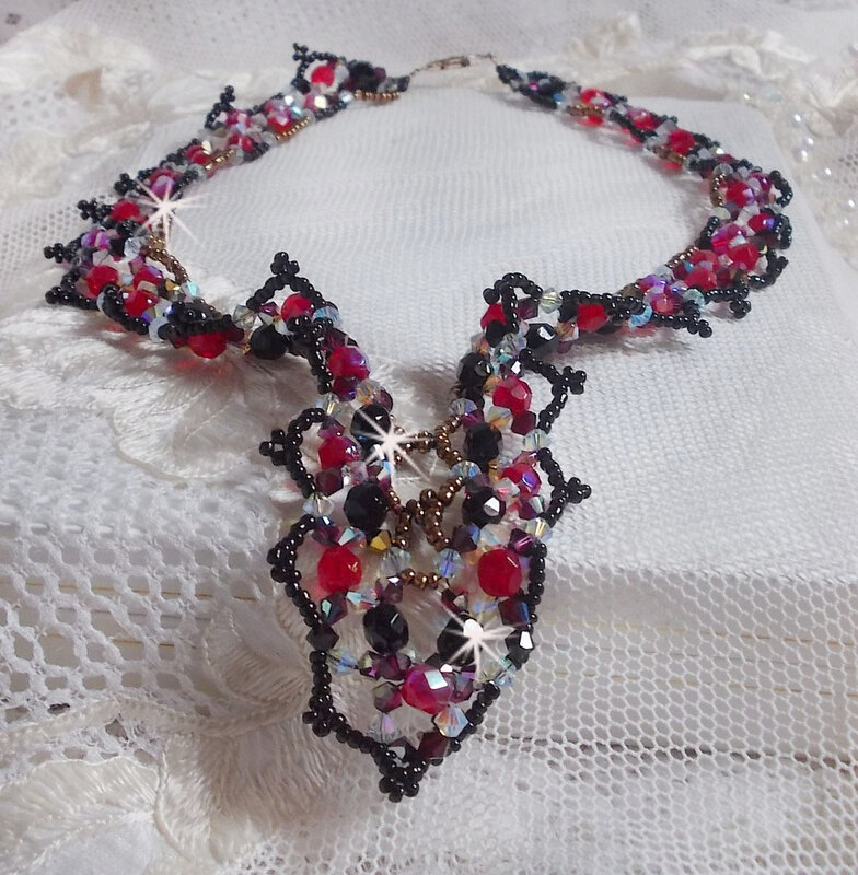 Collier Ruby and Black 9-1