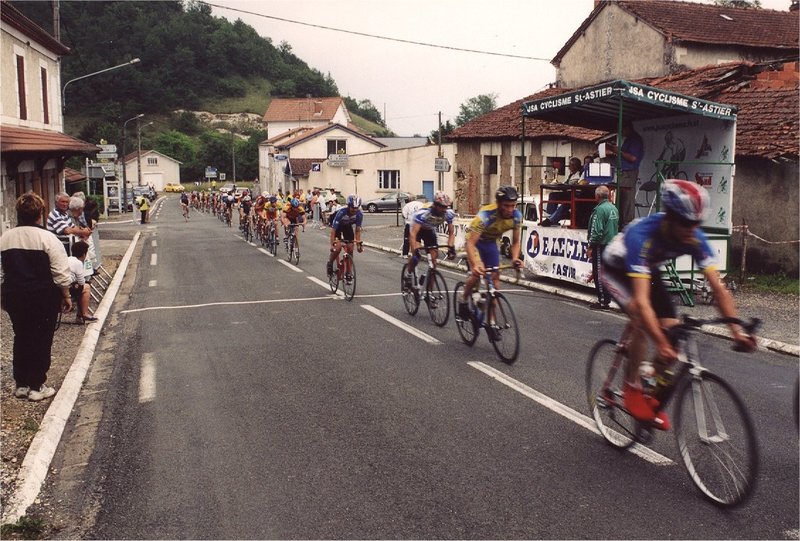 Neuvic-Gare 2003