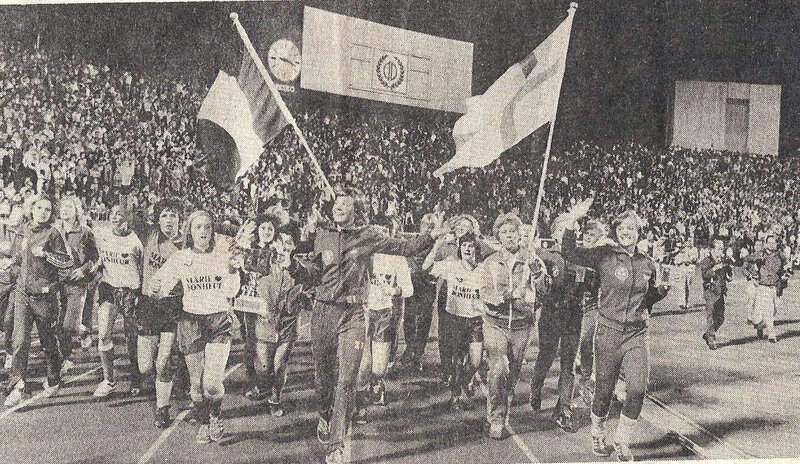 Photo 1978 CM Taïwan Tour d'honneur France Finlande