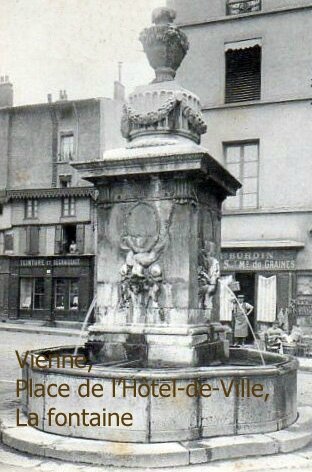 38_vienne_fontaine_place_de_l_hotl_de_ville_vers_1905_2