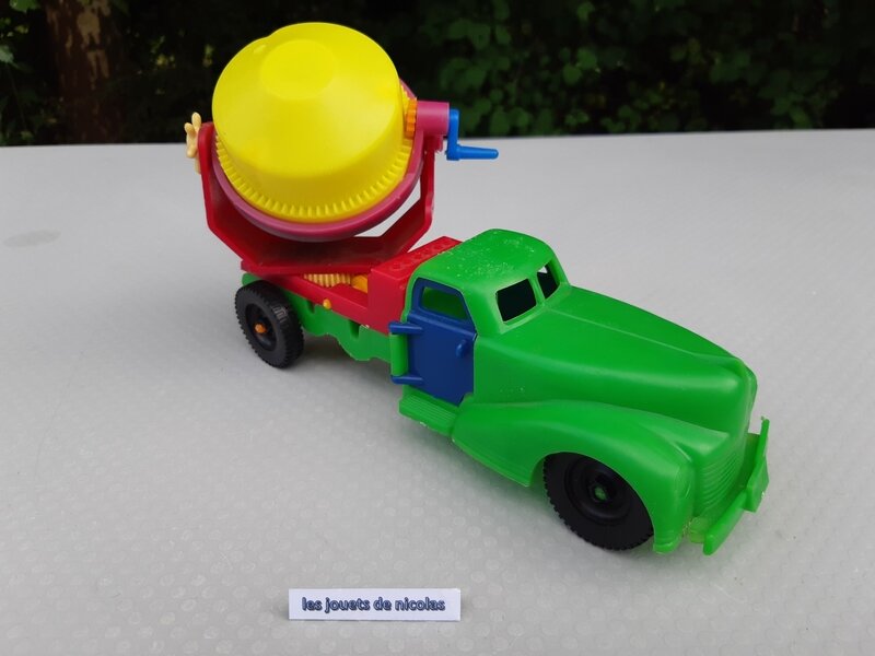 JB 00679