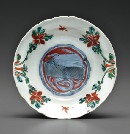 A underglaze-blue and red and green-glazed 'klapmuts' bowl, Transitional period, circa 1630-1643