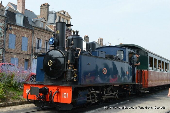 Chemin de fer de la Baie de Somme - Vieille locomotive à vapeur