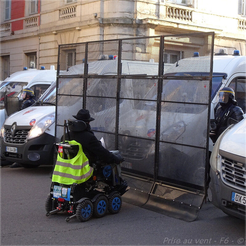 Passage tabac - 10 déc 2019 - 1