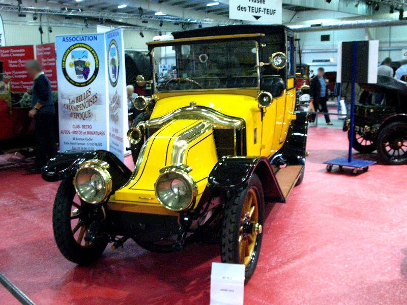 RenaultCB1913av
