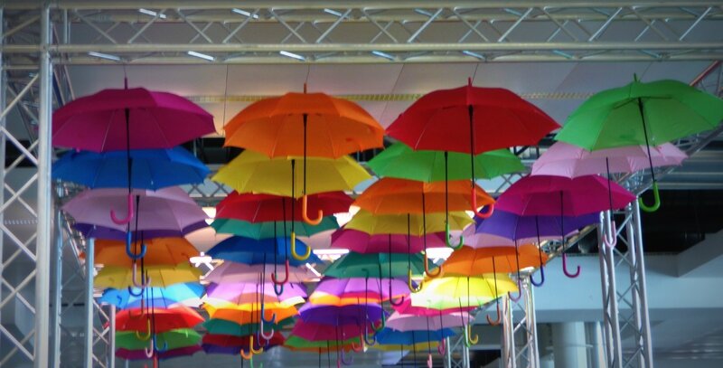 Aéroport de Porto et ses parapluies