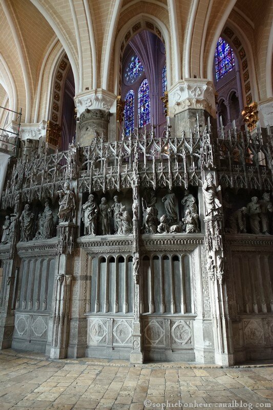 Chartres tour choeur