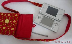 ds_red_bag