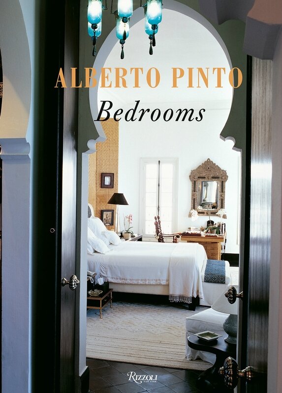 Cabinet_Pinto_Covers_Books_5