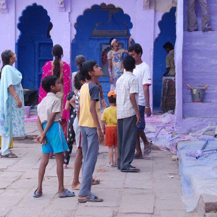 inde-lets-colour-1