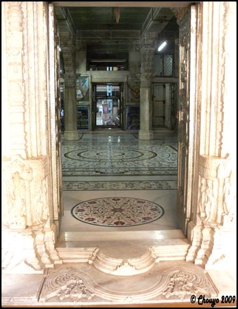 Temple_ja_n_Bombay