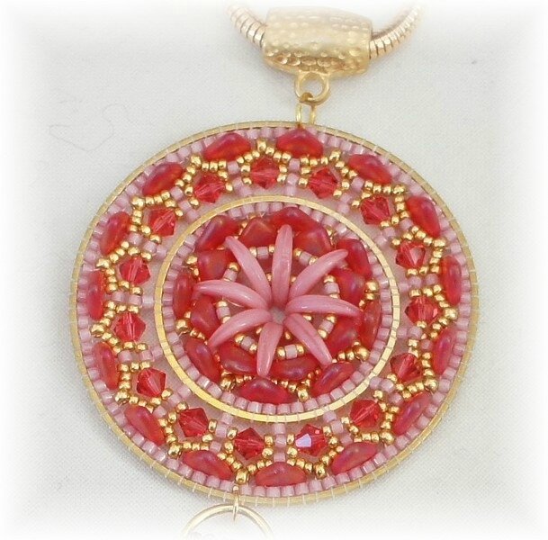 collier Daloa rouge rose1